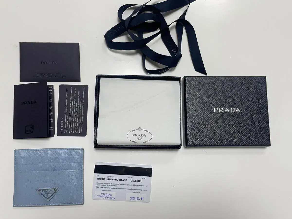 Prada Kard Wallet