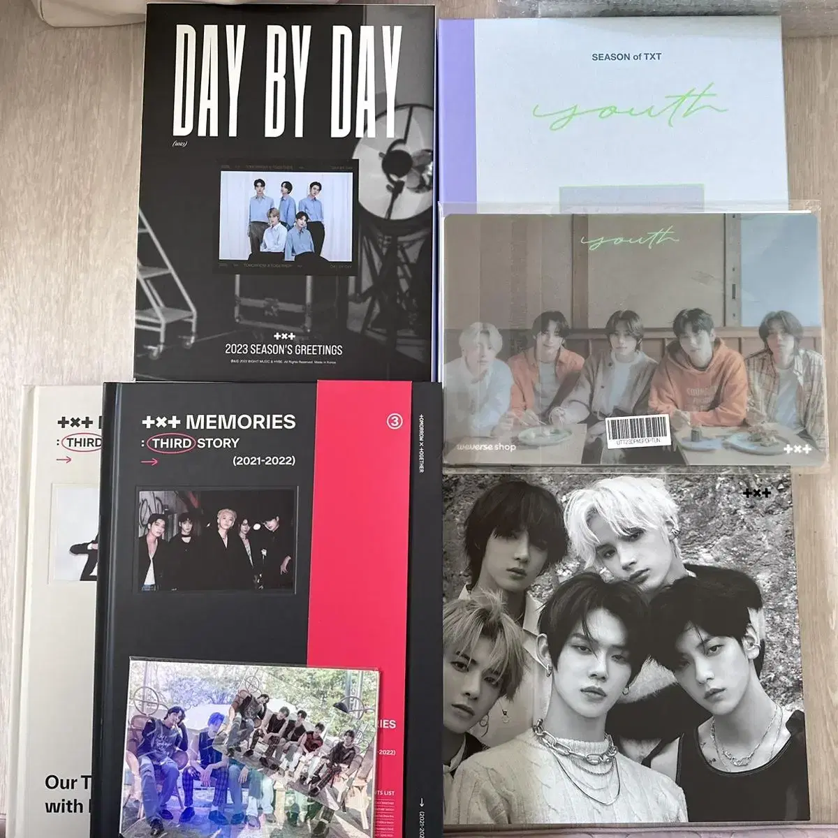 Tuvatu txt seasons greetings season's greetings youth photobook memories full text