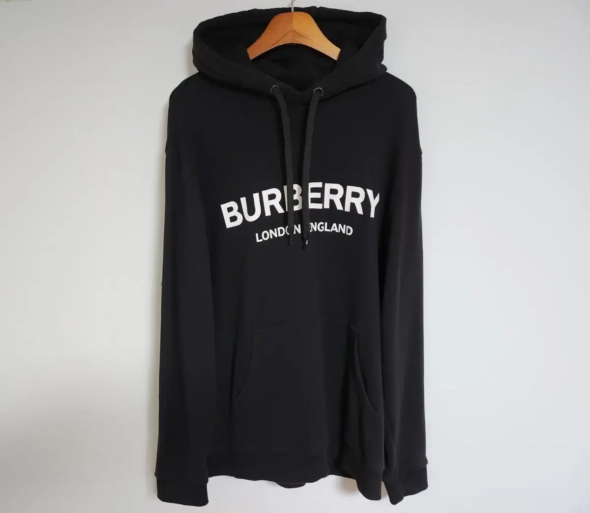 [XL] Burberry Black London England Logo Hoodie 800950