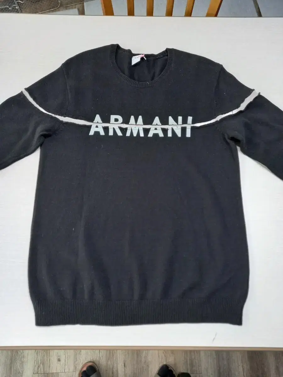 L100 ARMANI EXCHANGE Hong Sweater Black DL-203