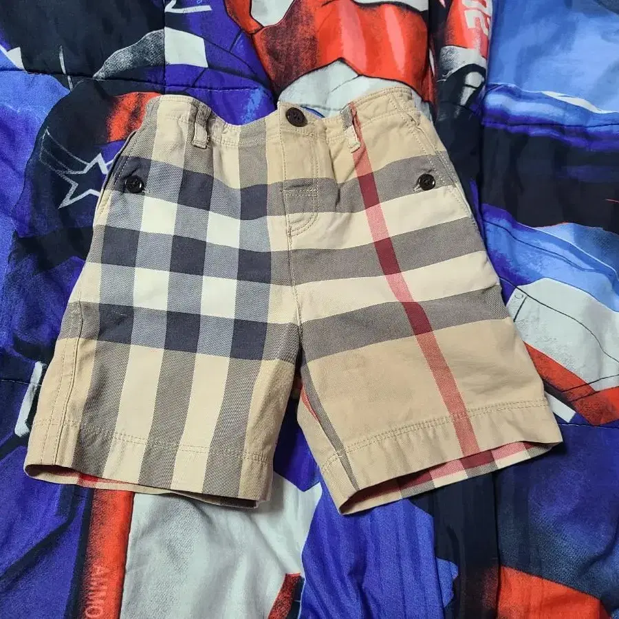 버버리칠드런 burberry children 체크반바지 3Y 98cm