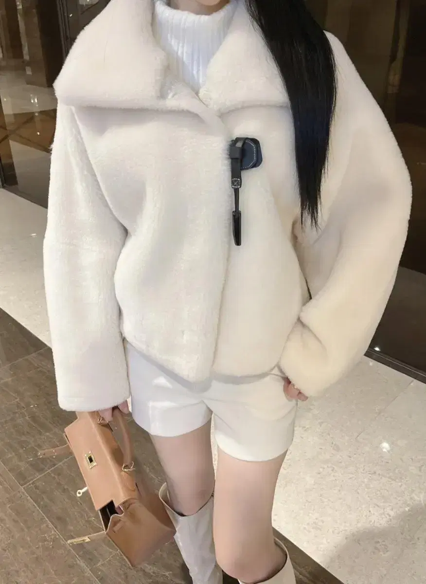 (블랙) 드벨라 기모 옆지퍼반바지 드오브 ootd 르미룸