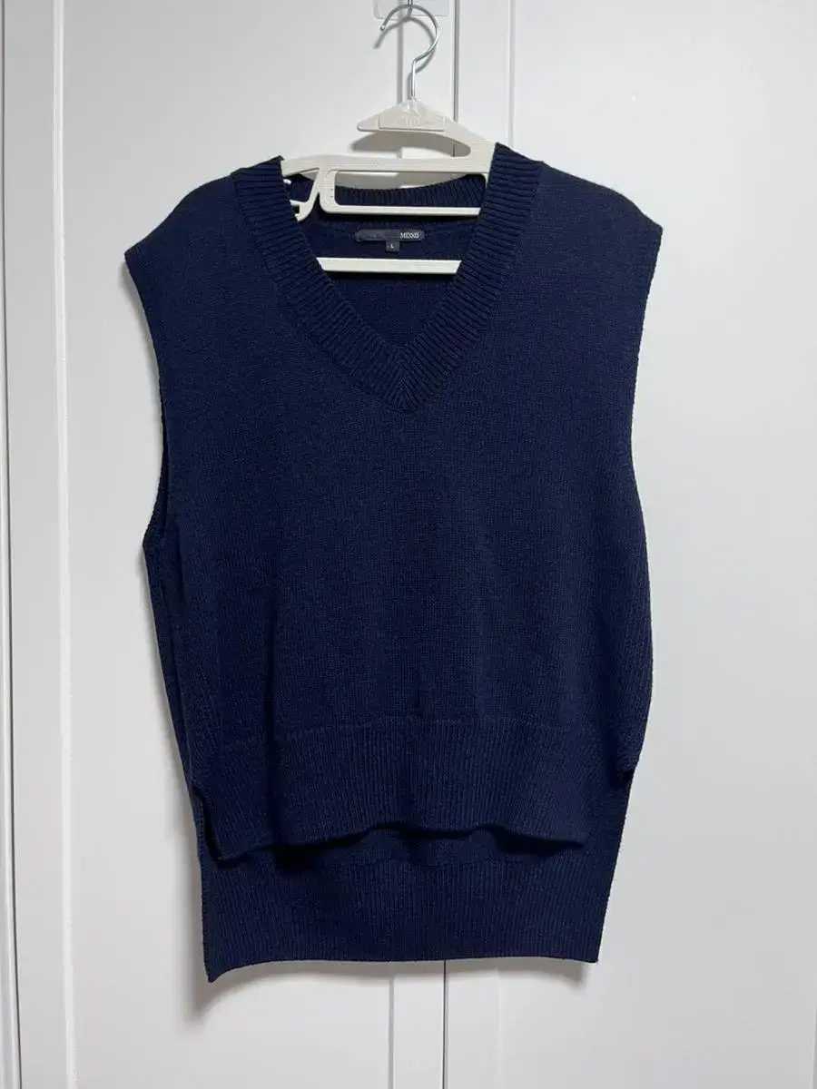 Mixxo Missy Navy Knit Vest L