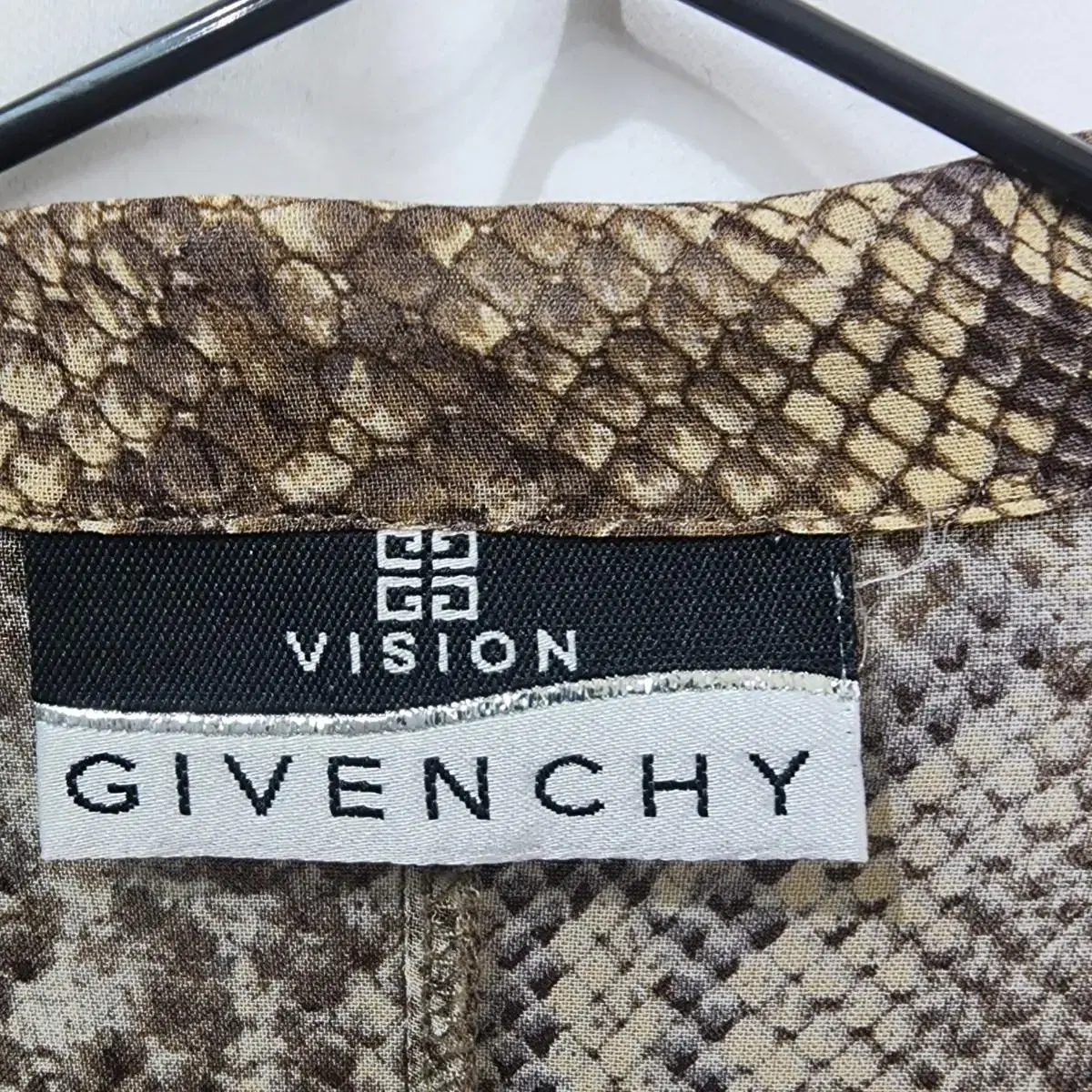 지방시(Givenchy) 크로커다일패턴 셔츠