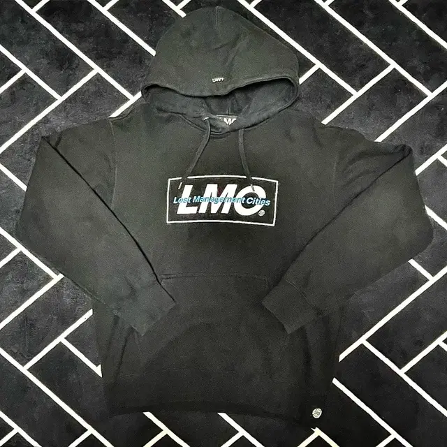 LMC 후드티 (M)