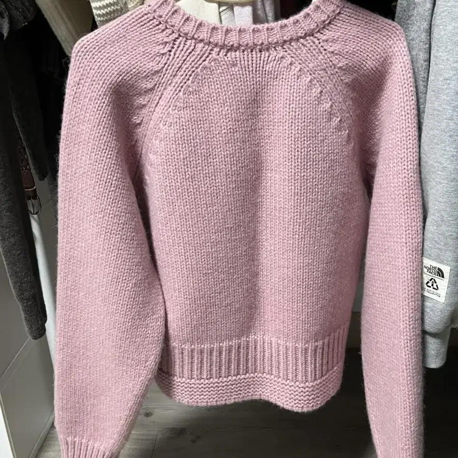 lo61 Shetland Wool Cardigan in Rose 가디건