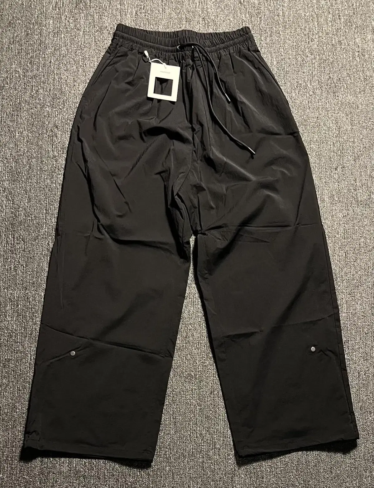 (1) Non-Nodal Lounge Nylon Snap Pants Black