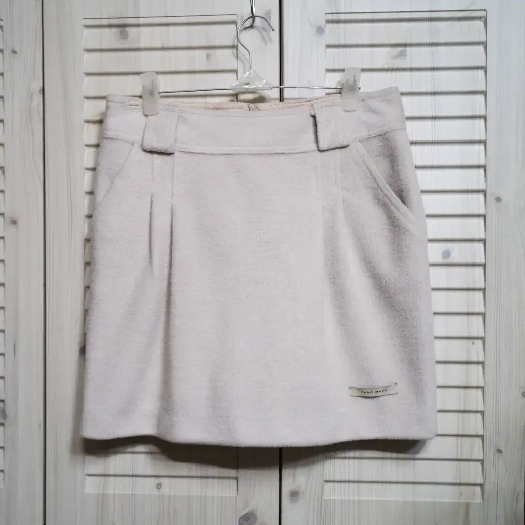 [S] Unworn handmade ivory wool skirt h-line