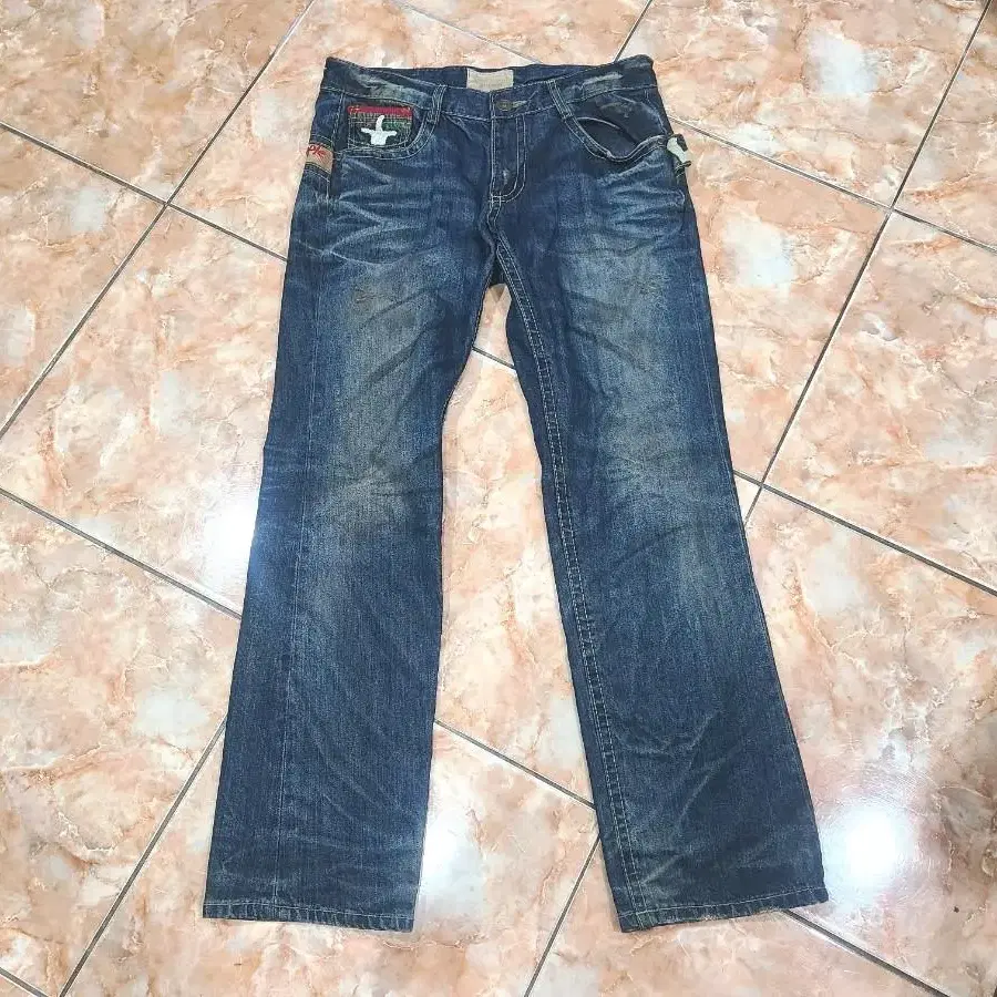 LOLITA JEANS