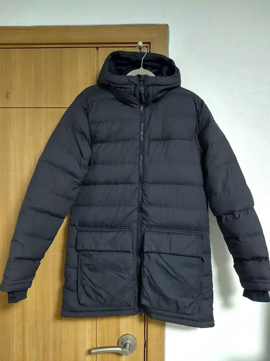 95) Adidas Down Puffer Jumper