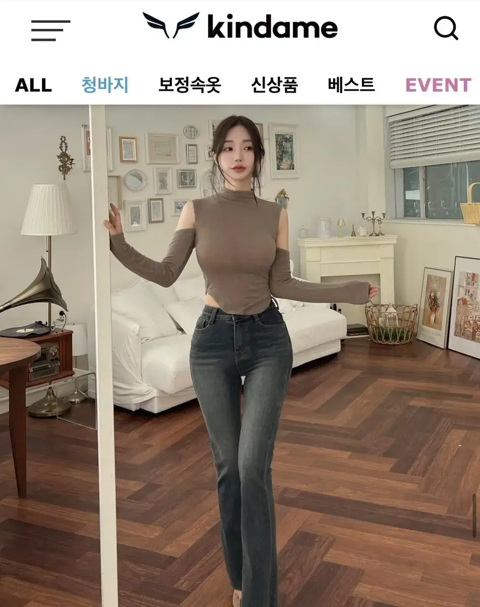 카인다미 오프숄더 티셔츠 반폴라 폴라티