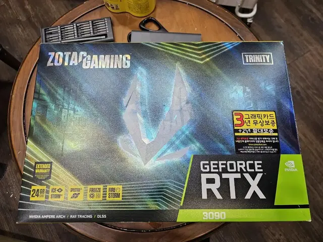 조탁 RTX 3090 트리니티 쿨링 어셈블리(히트싱크) & 박스