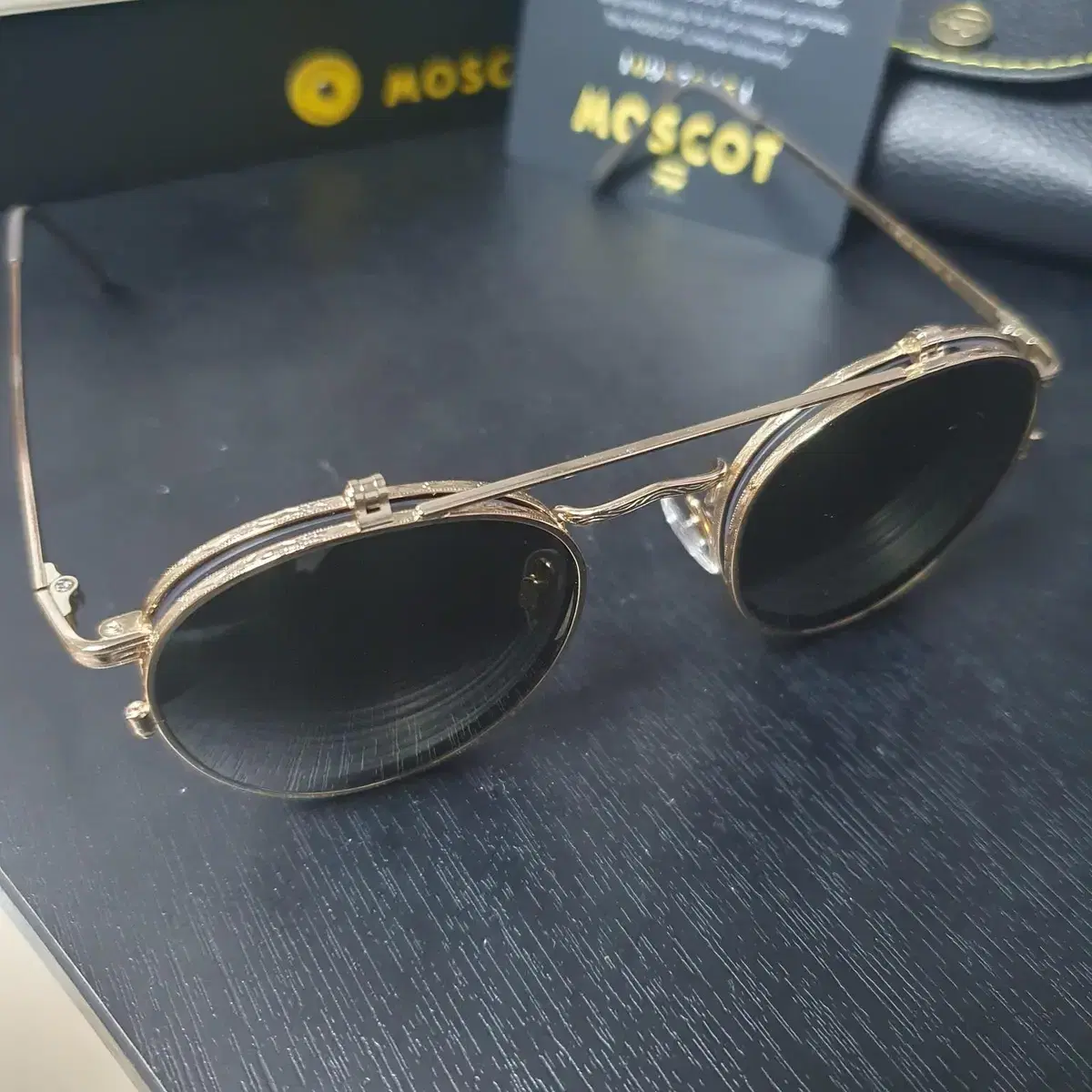 MOSCOT 모스콧 드레이 플립 선글라스