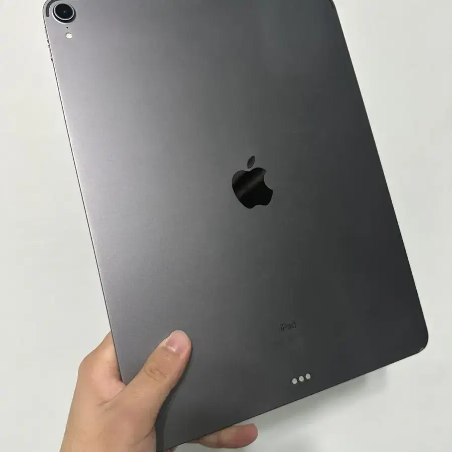 iPad Pro 12.9형 (3세대) 급 판매합니다