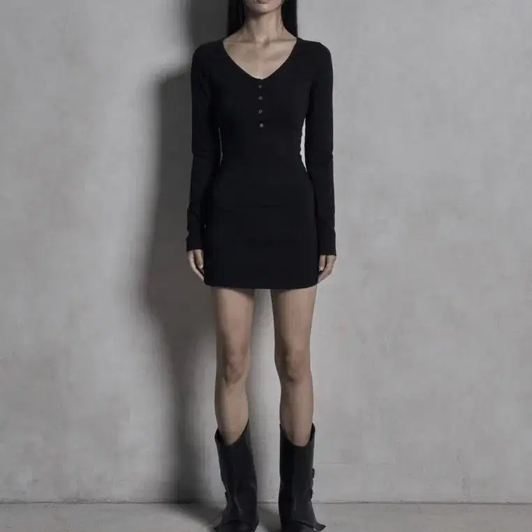 보헤미안서울  V - NECK BUTTON DRESS S