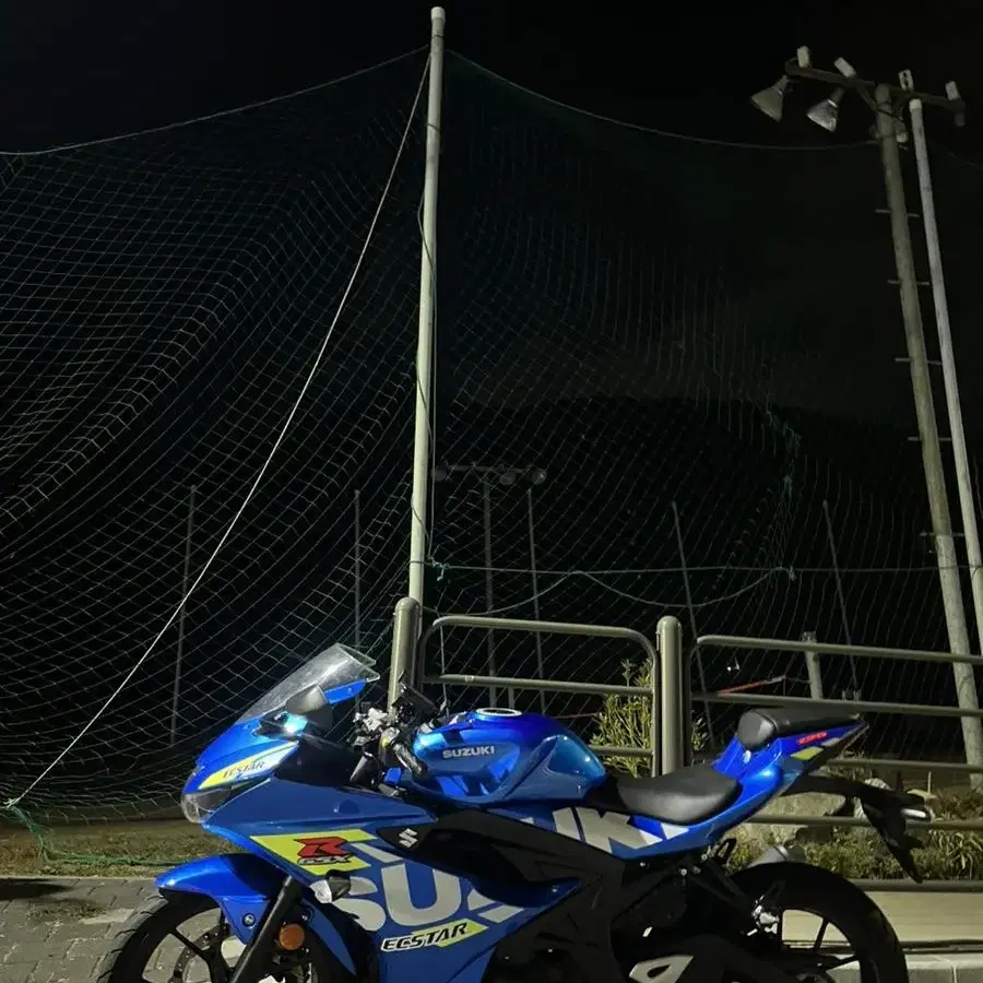 gsxr125 23년식 (r3 대차 봄)