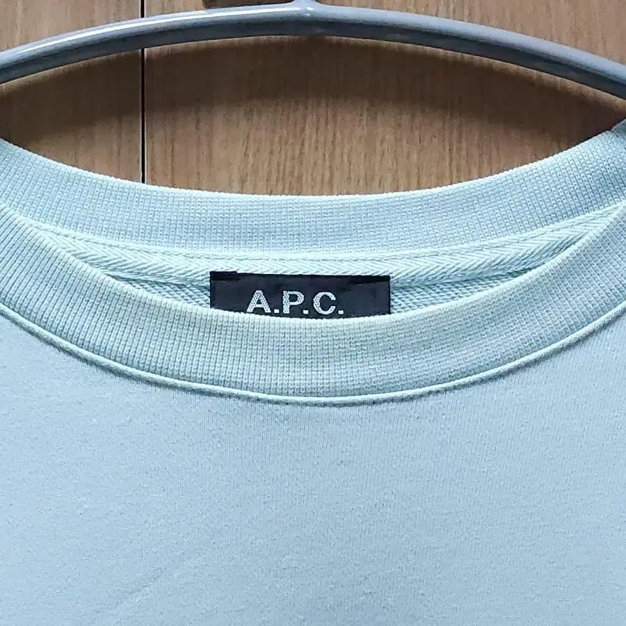 (해외S) A.P.C 아페쎄 스웻 셔츠(맨투맨)