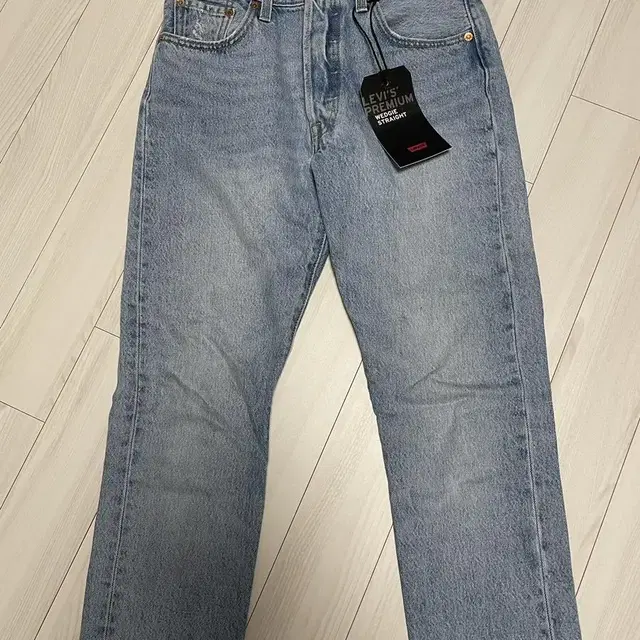 리바이스 LEVIS Wedgie Straight 사이즈 25