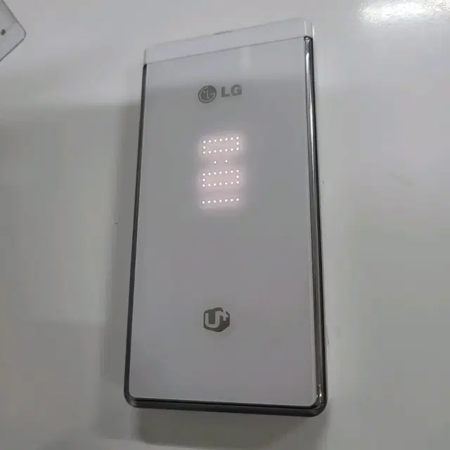 a급 아이스크림폰3(lg-lu2700) gdp-896 소장용폰 2g폰