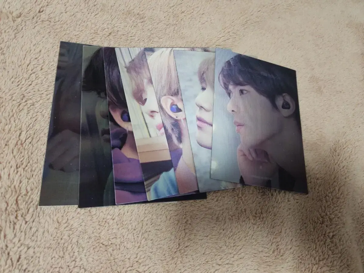 BTS Buzz Edition lenticular photocard