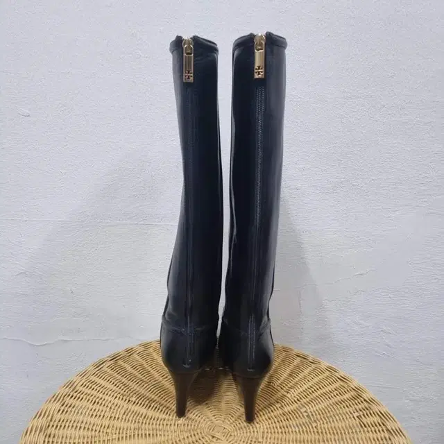 토리버치 여성부츠 사이즈8M 키높이8cm 상태좋아요 X2-162