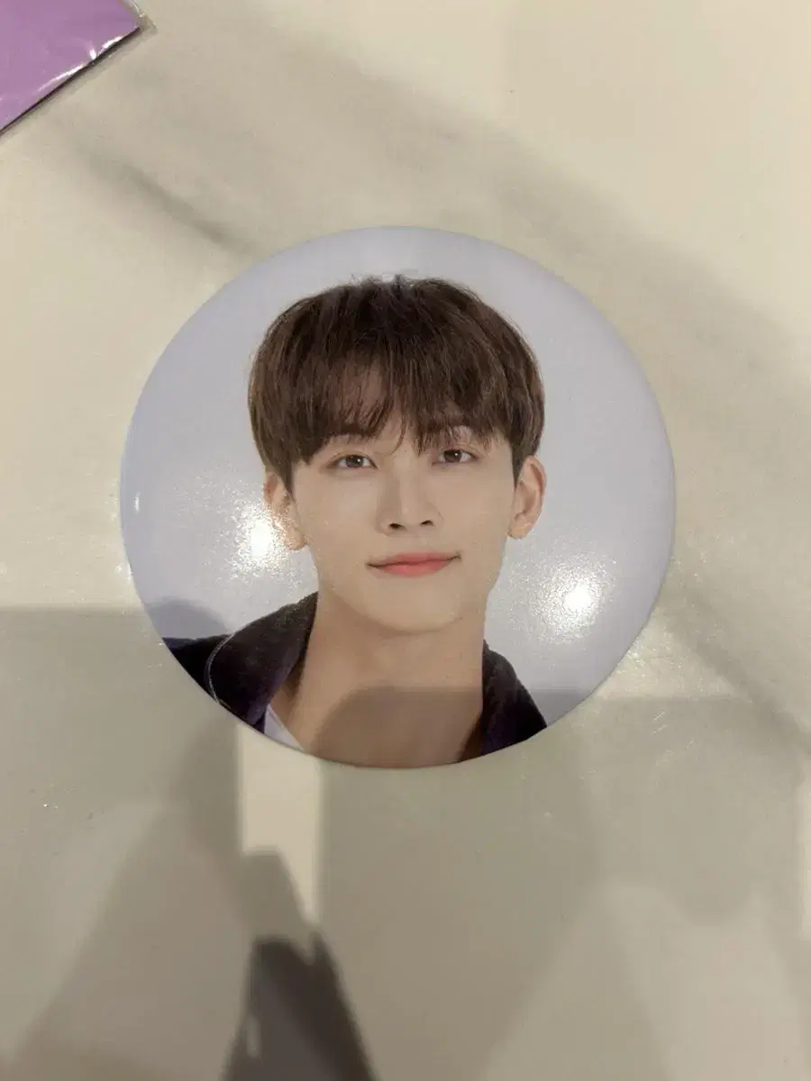 Caratland Big Pin Button Jeonghan Han