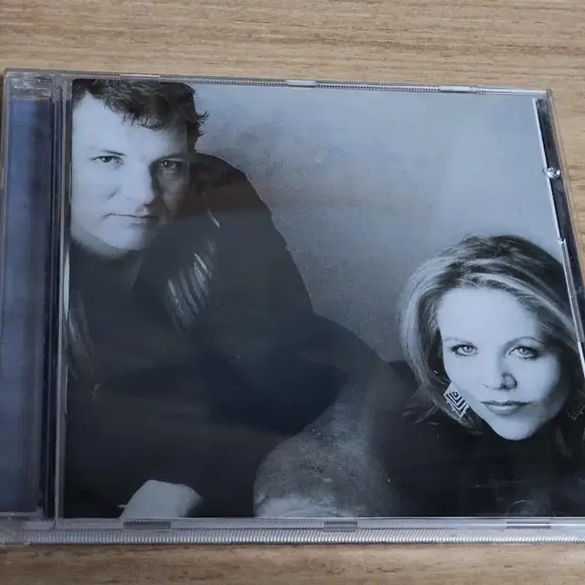 Brad Mehldau And Renee Fleming - Love Su