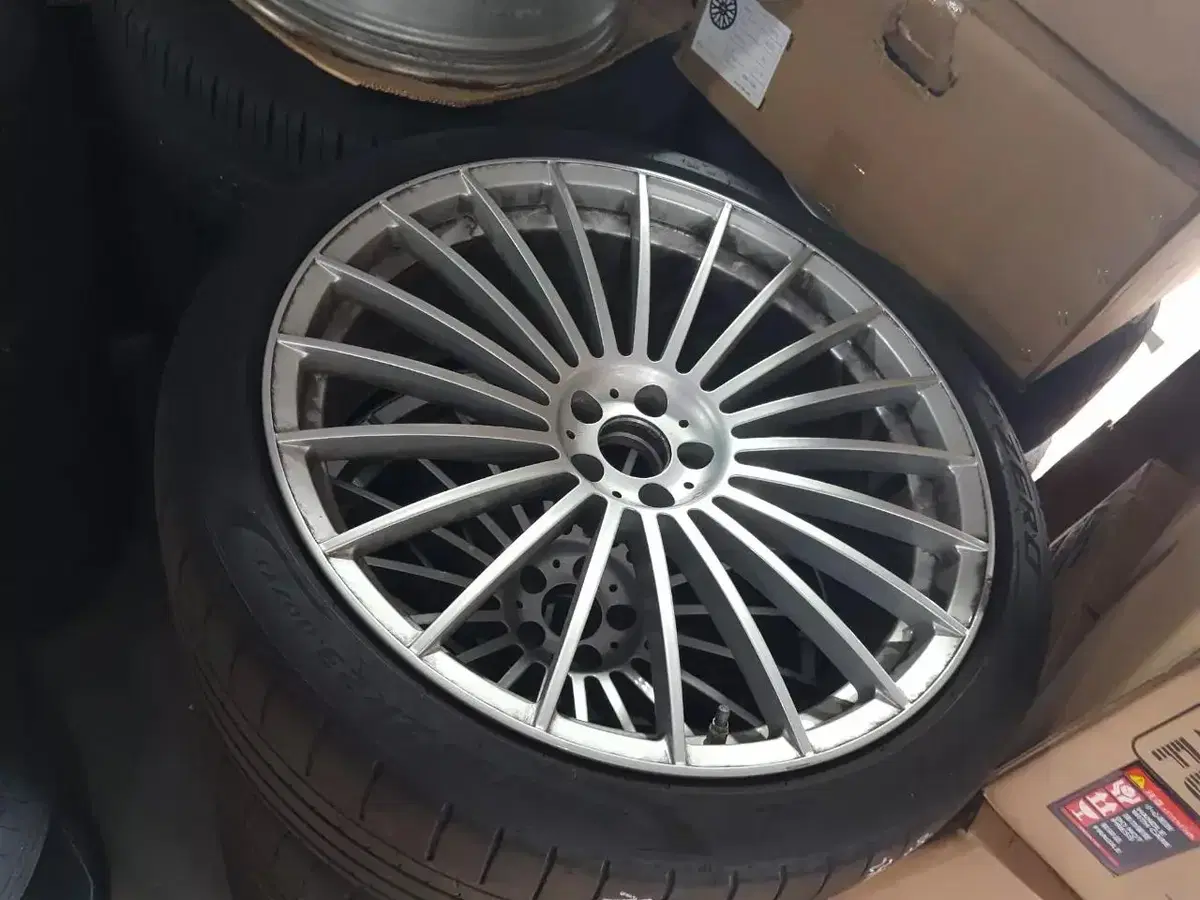 23인치 pcd 112 bmw 알피나 디자인 단조 중고 휠만 한대분