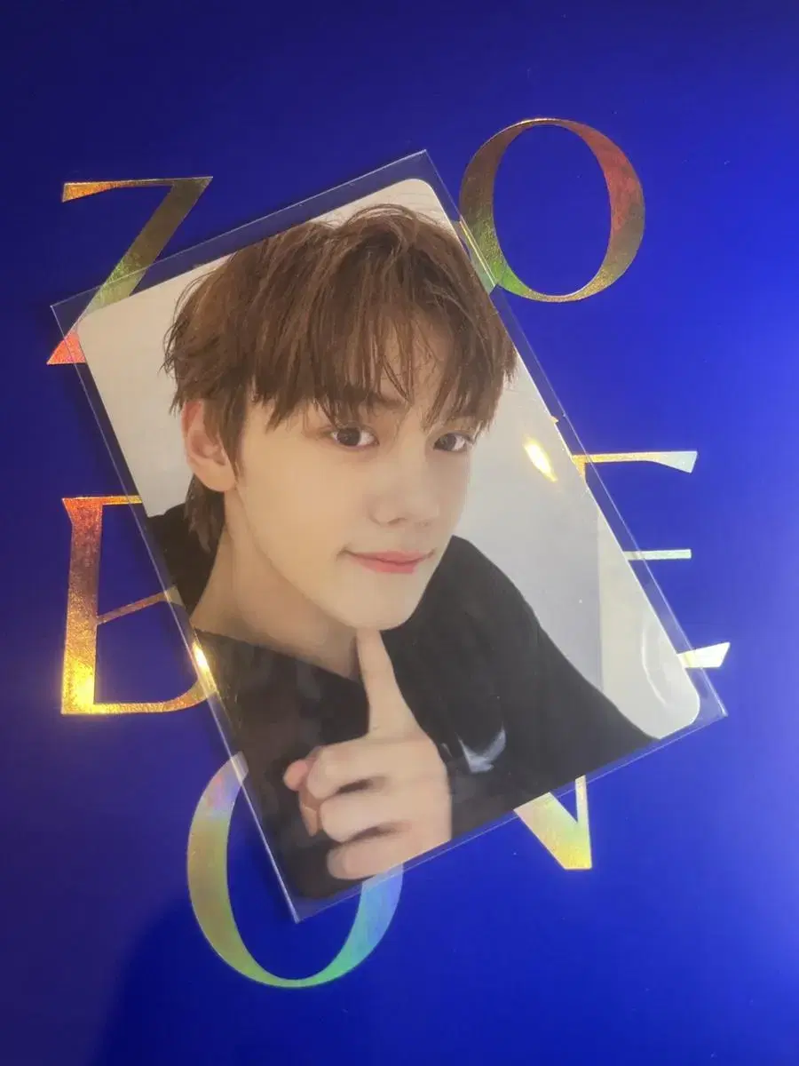 Zerobaseone kim gyuvin hotdog photocard