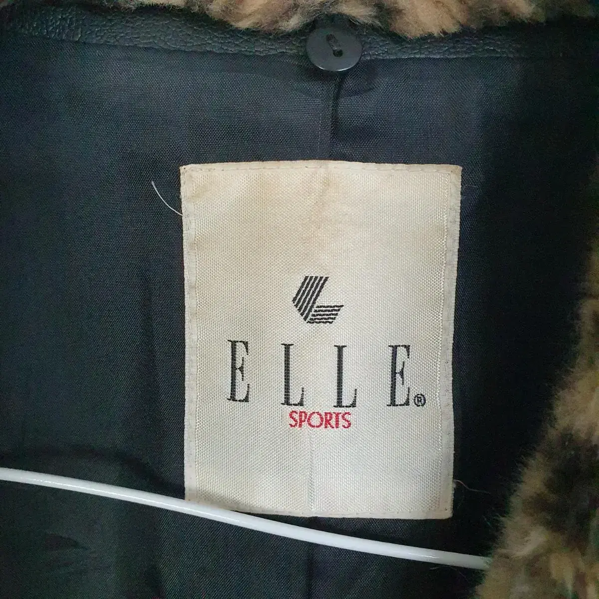 ELLE 엘르 레자 페이크 자켓