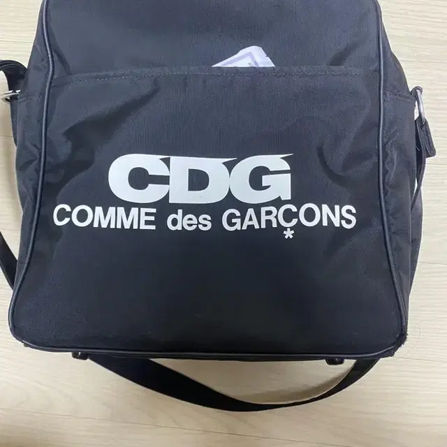 꼼데가르송 cdg 크로스백 cdg가방