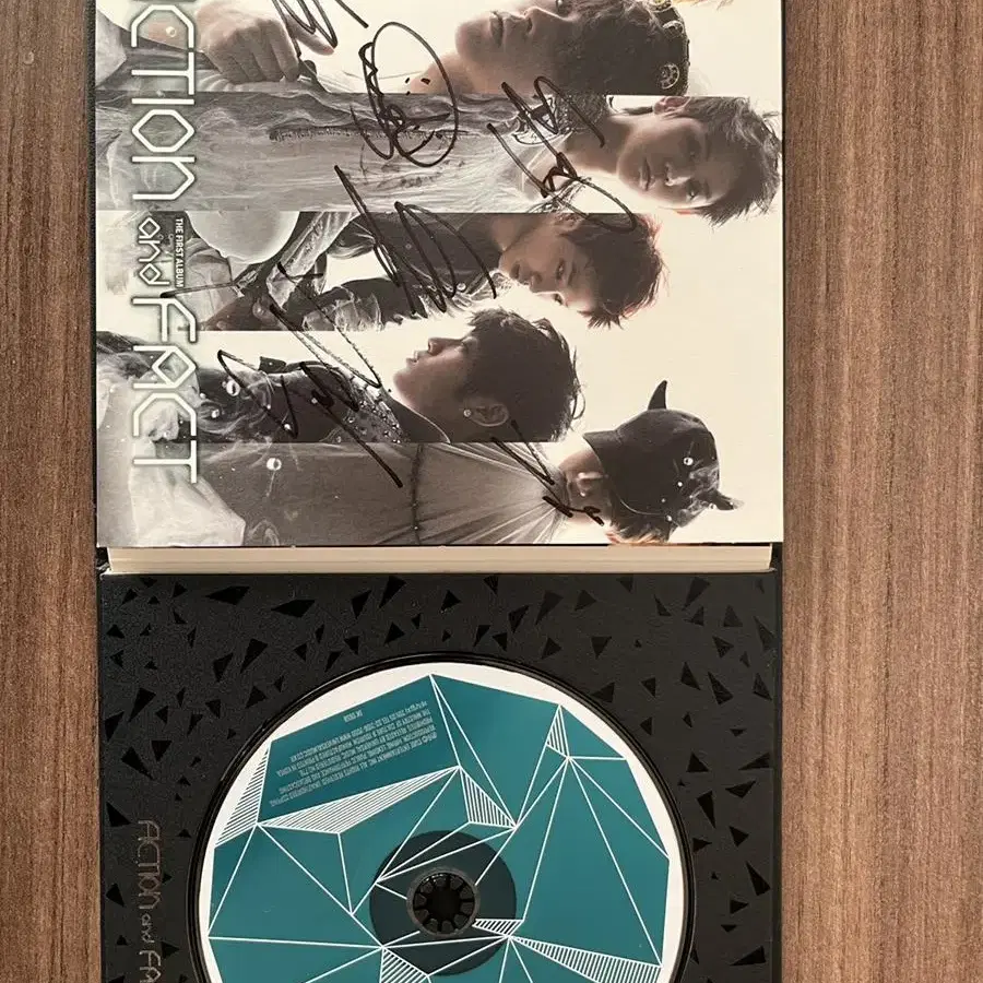 비스트 첫앨범 사인 CD