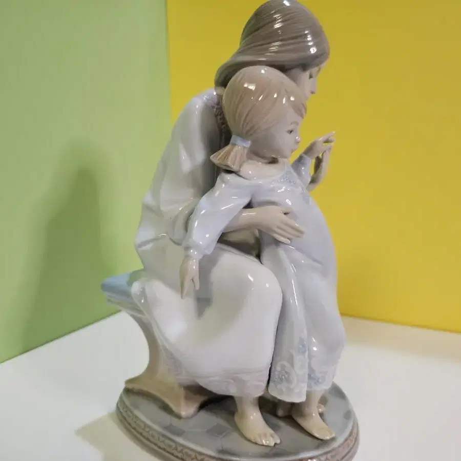 LLADRO Tenderness 1527  야드로