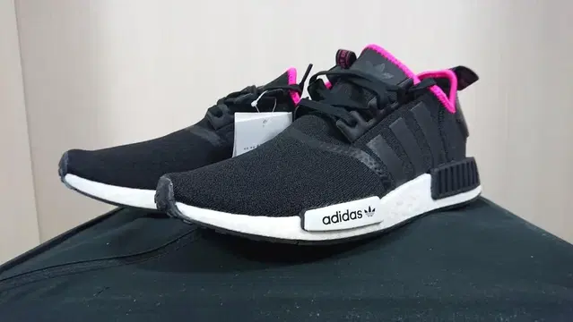 아디다스 NMD  R1 275mm