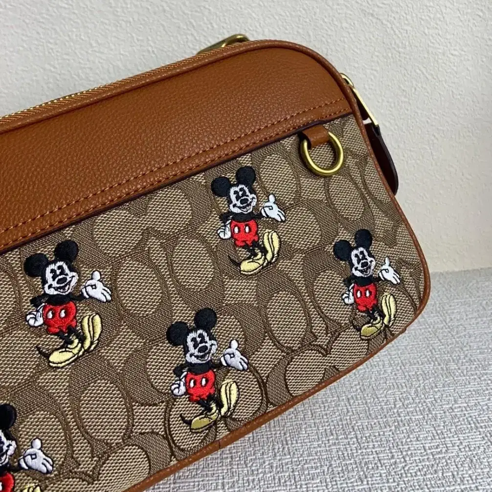 Coach CL960 Disney Graham Crossbody in S