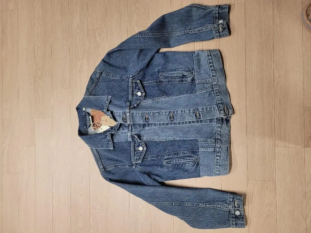 [L]Vetements Levi's Crop Jeans Jacket 2019