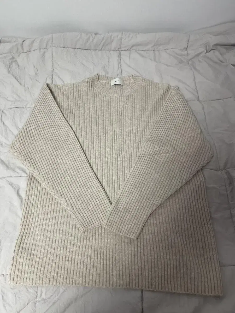 [105] Ivory Ribbed Men's Knit