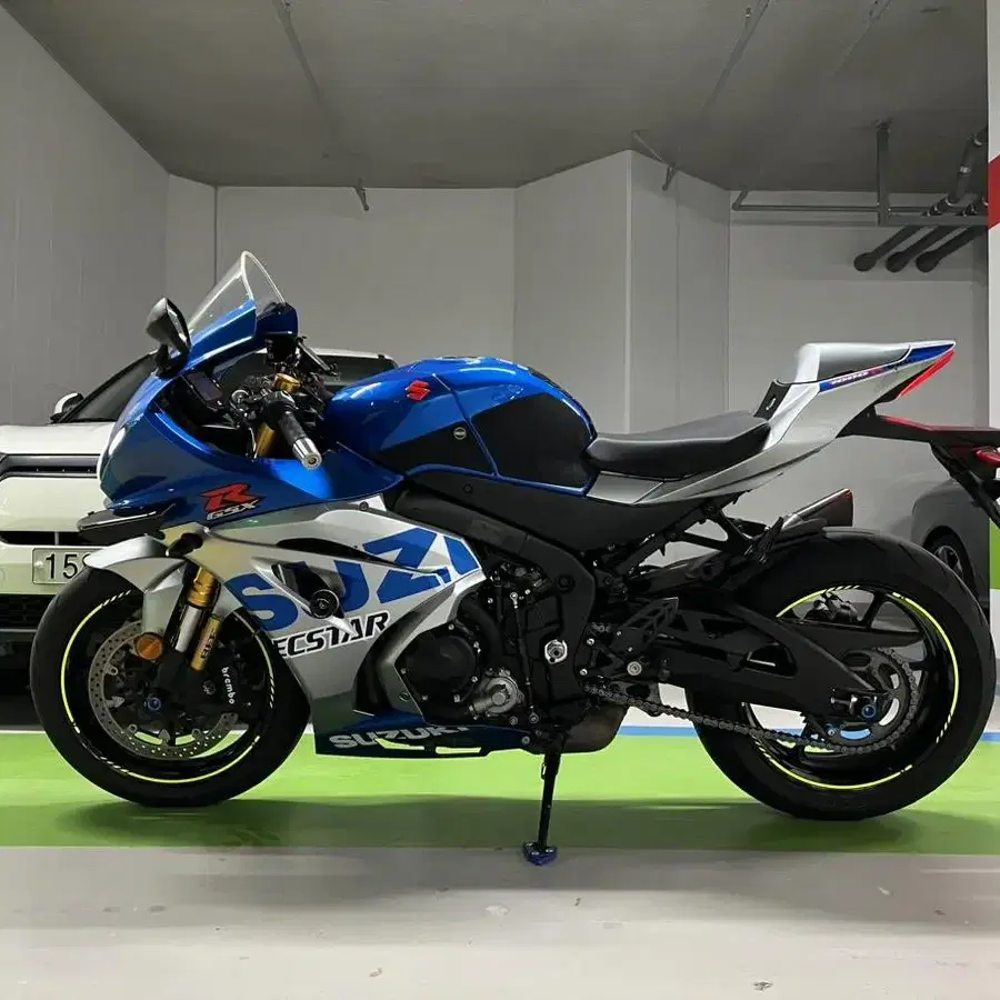 100주년 한정판 r1000r 2021년식 A급 단종이라메리트