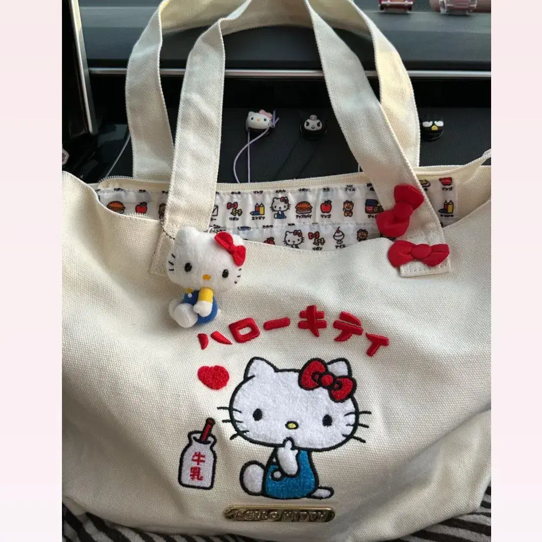 Hello kitty가방 백팩