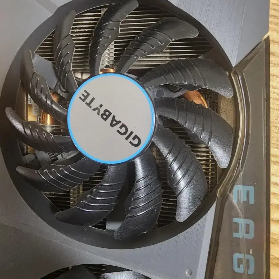 기가바이트 이글 RTX3070