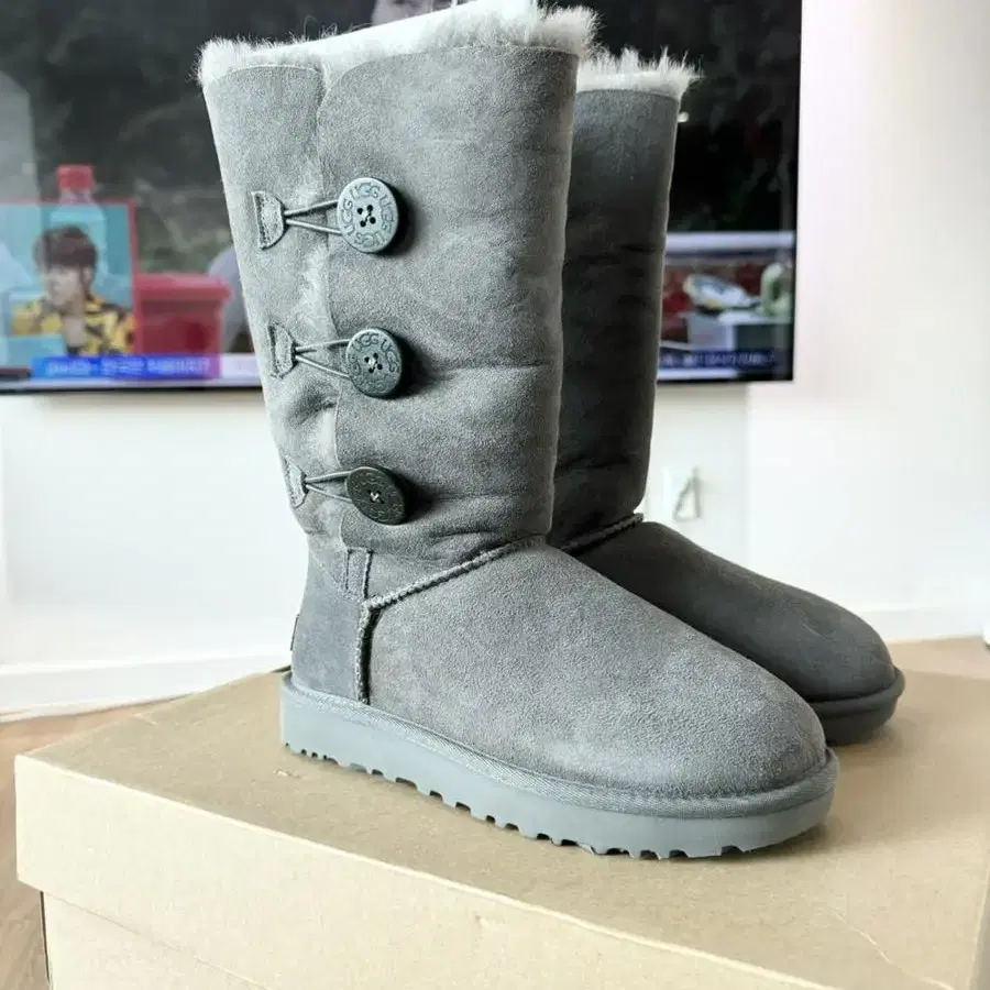 (새상품) UGG 양털부츠 스키장 부츠 6사이즈 230mm