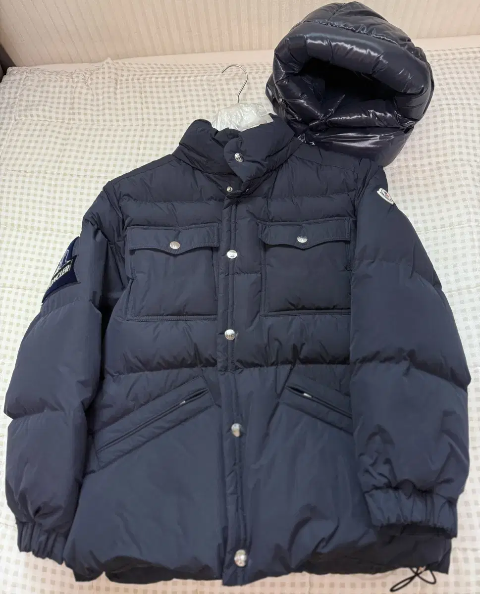 Moncler Padded VILBERT Navy Size 1 Brand New and Original