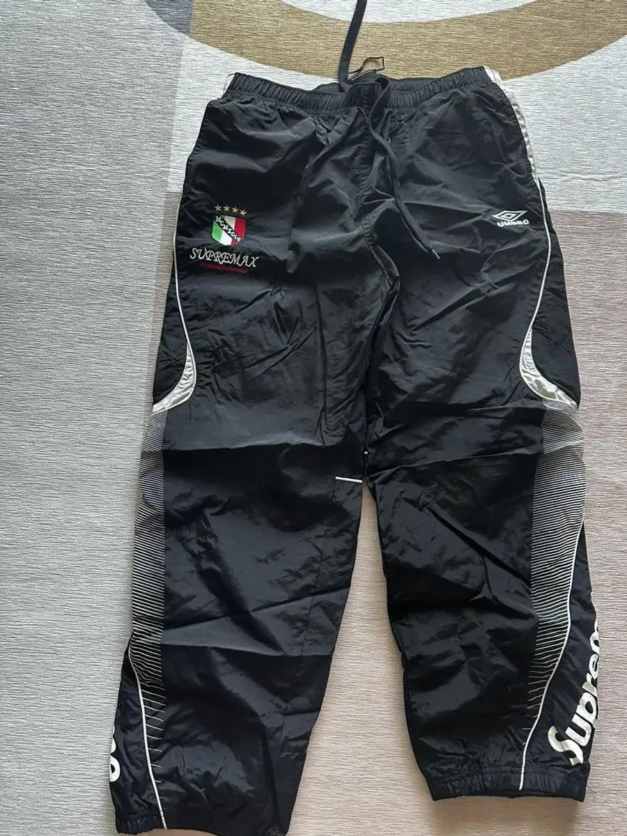 Supreme Umbro Trackpants Quick sale