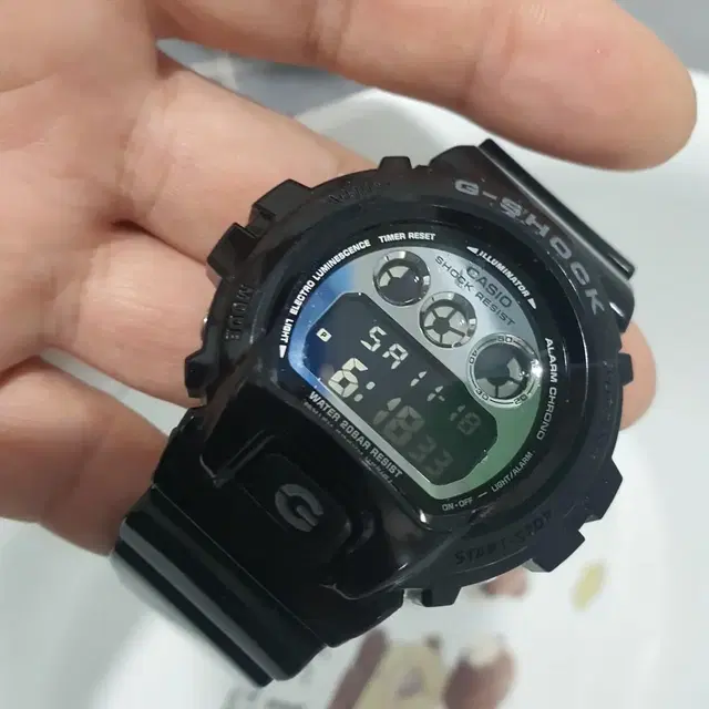 gshock  dw6900NB