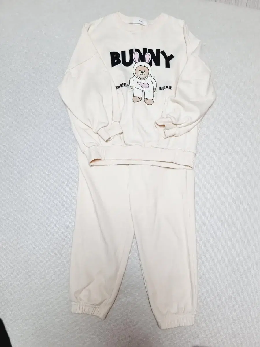 Boys' and girls' 11-piece suits