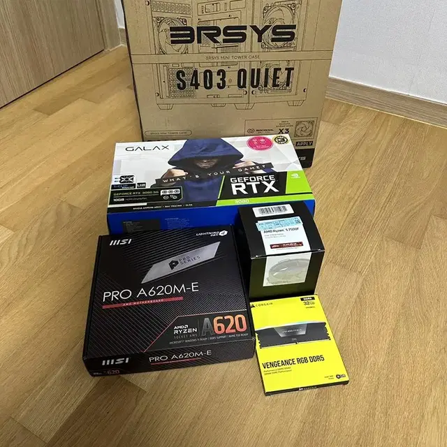 하이앤드급 초고성능 게이밍 감성 데스크탑 7500f, RTX3080, 램