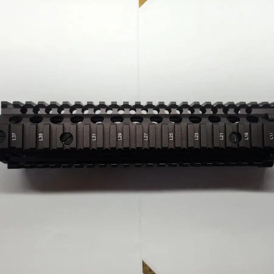 쿠빌라이 MK18 RIS2 레일핸드가드 팝니다.