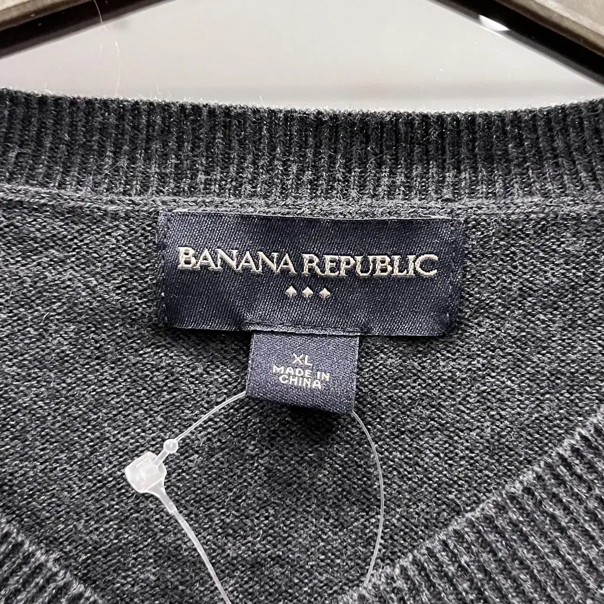 Banana Republic 바나나 리퍼블릭 아가일 브이넥 니트