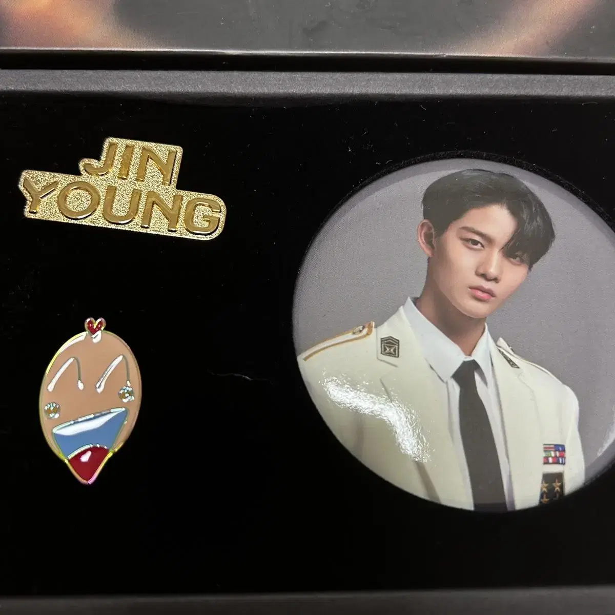 Bae Jinyoung (Wanna One) worldtour Badge Set