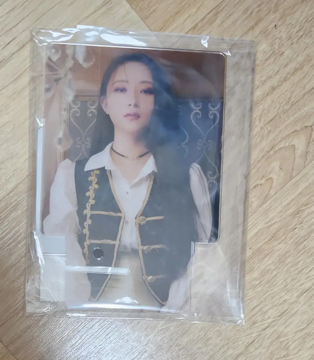 Dreamcatcher Eclipse Japan sua acrylic Stand